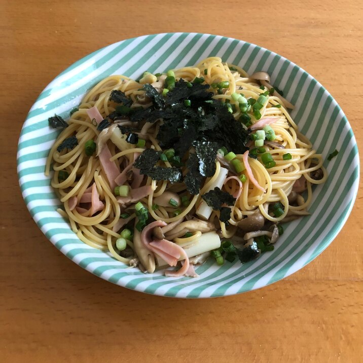 きのことハムの和風パスタ